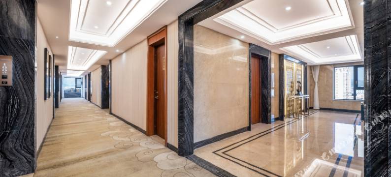 盈江诗蜜娃底大酒店图片