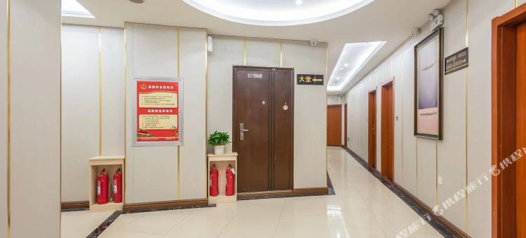 维多利亚假日酒店(青岛火车站栈桥店)图片