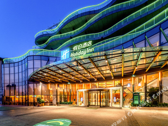 南京玄武湖假日酒店