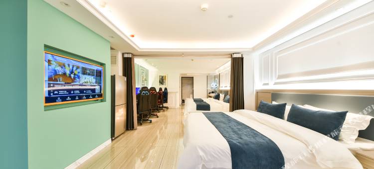 叶与晨电竞电影酒店(石家庄新石中路店)图片