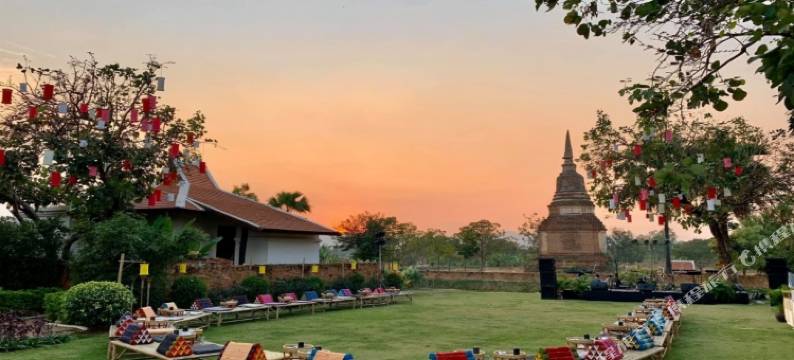 斯里维莱素可泰(Sriwilai Sukhothai)图片