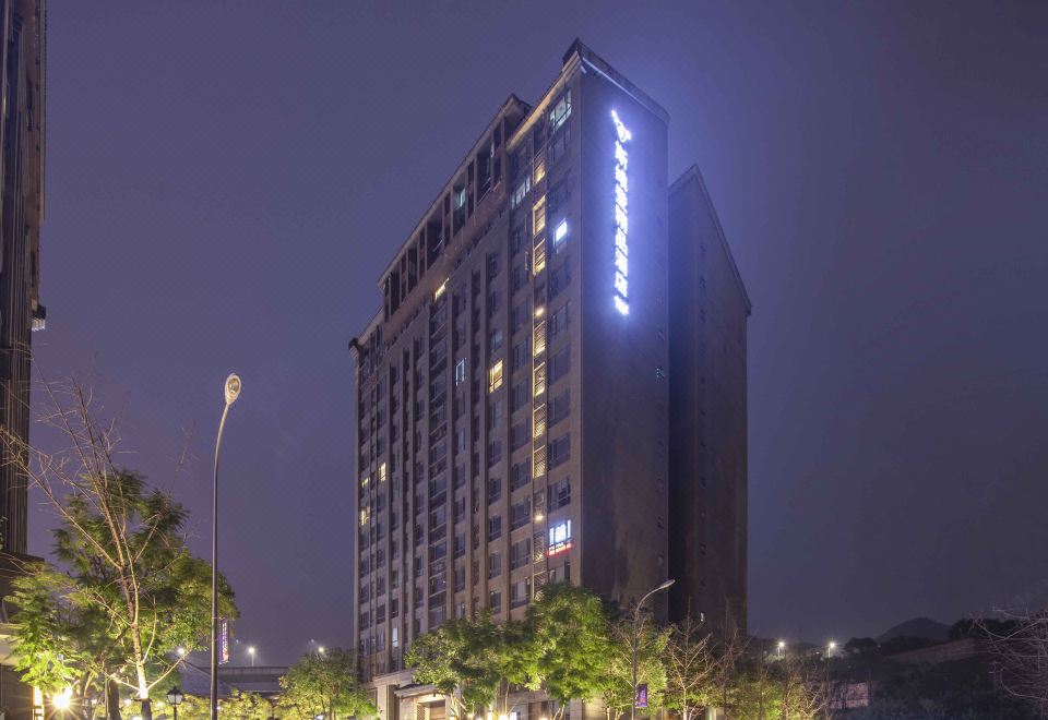 斯维登服务公寓(重庆融汇温泉店)外景图