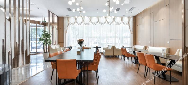 名城酒店(成都红牌楼武侯大道地铁站店)图片