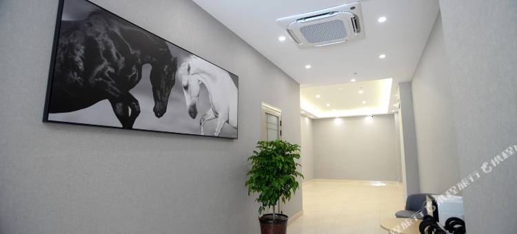 骏怡连锁酒店(济南西国际会展中心店)图片