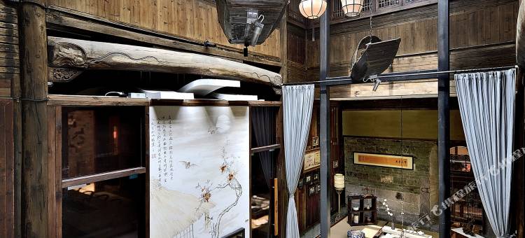 昱见·8号院设计师收藏度假酒店(黄山屯溪老街景区店)图片