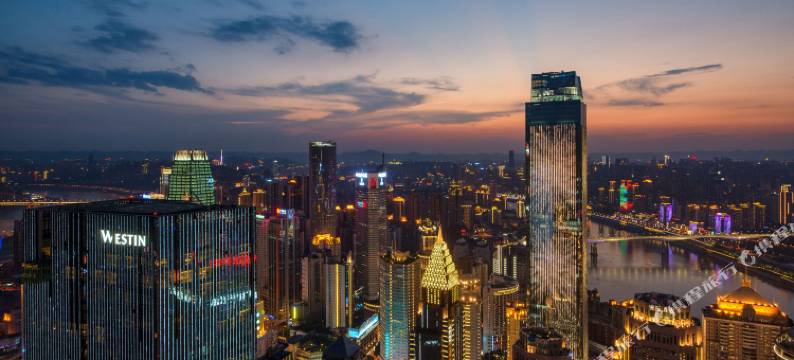 阿哆娜假日酒店(袁家岗地铁站重医医科大学附属一院店)图片