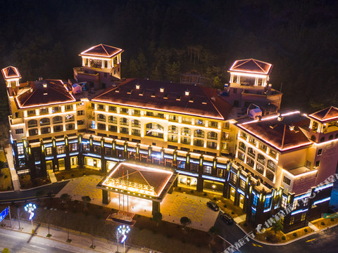 周宁君临·月牙湾酒店