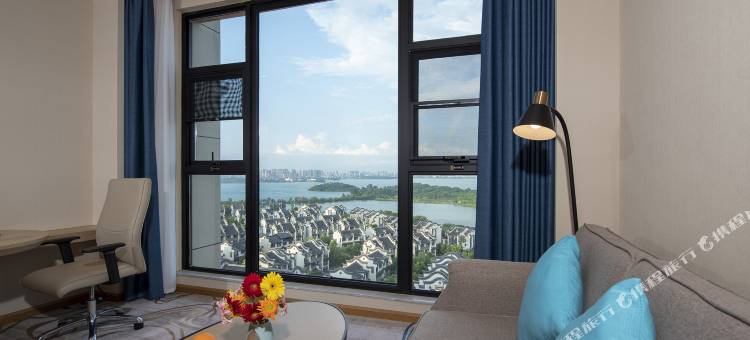 维也纳国际酒店(岳阳南湖湖滨大道店)图片