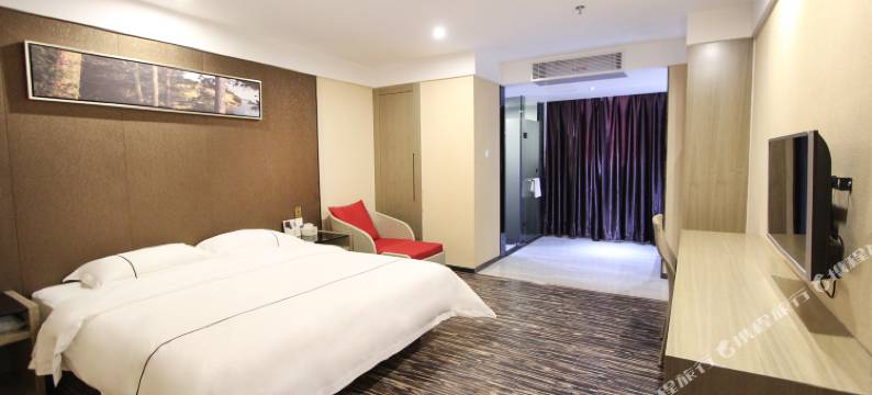 千城汇精品酒店(佛山市一医院亚艺公园地铁站店)图片