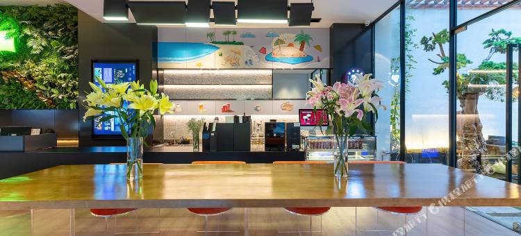 ibis宜必思·尚品酒店(珠海华发商都北山大院店)图片