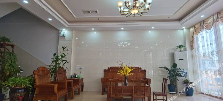紫金东华商务公寓(义容店)图片