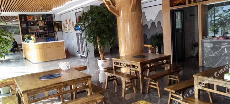 正安蓝湖民宿图片