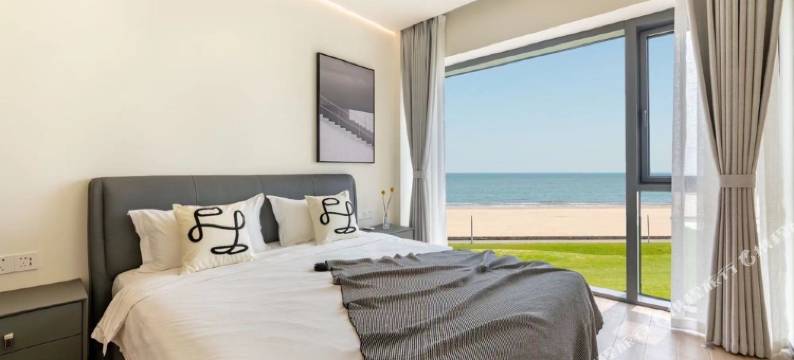 西海岸民宿(孤独图书馆礼堂店)图片