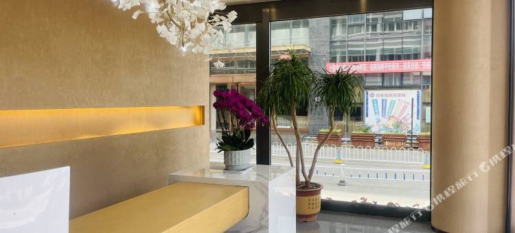 蒙自夏朵酒店(南湖公园大树寨店)图片