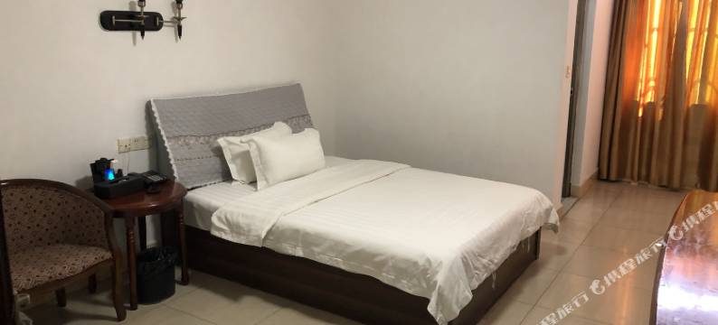 金百乐商务酒店(高要一中店)图片