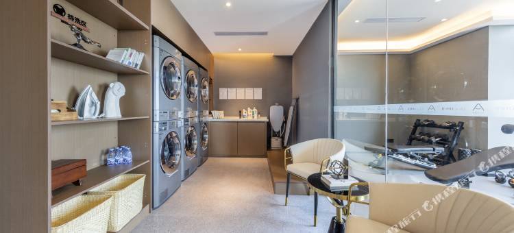 荆州火车站武德路亚朵酒店图片