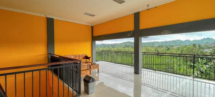 红多兹酒店@库塔龙目岛曼达利卡公路(RedDoorz @ Jalan Raya Kuta Lombok Mandalika)图片