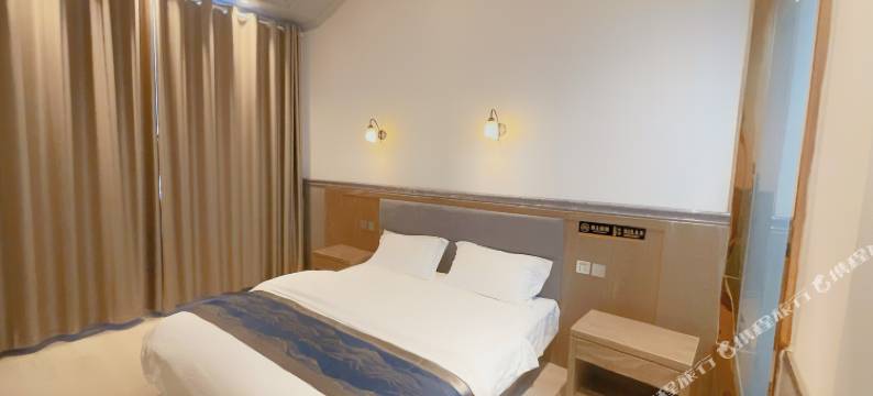 大理桃苑里客栈图片