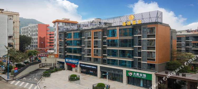 假日美地酒店(广州同和京溪南方医院地铁站店)图片