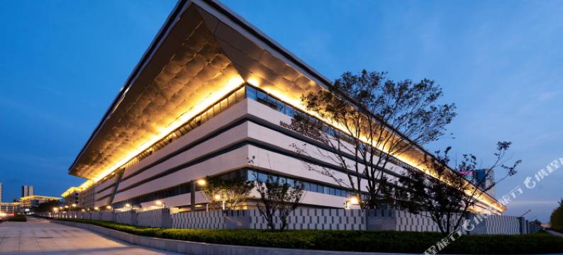 大连足球青训基地(万达体育新城店)图片