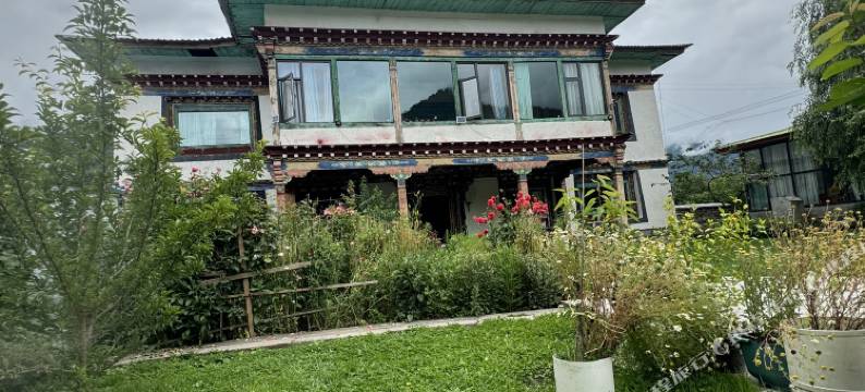 冈拉梅朵民宿图片