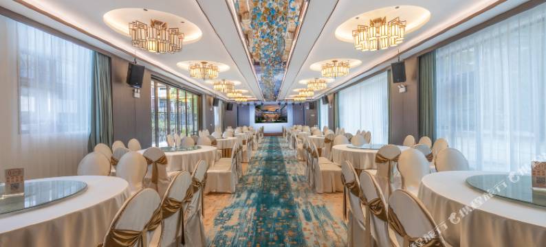 井冈山畔山酒店图片