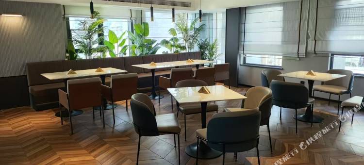 长沙伊麦酒店(省第二人民医院涂家冲地铁站店)图片