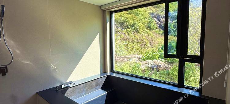 栖泉日咖夜酒精品民宿图片