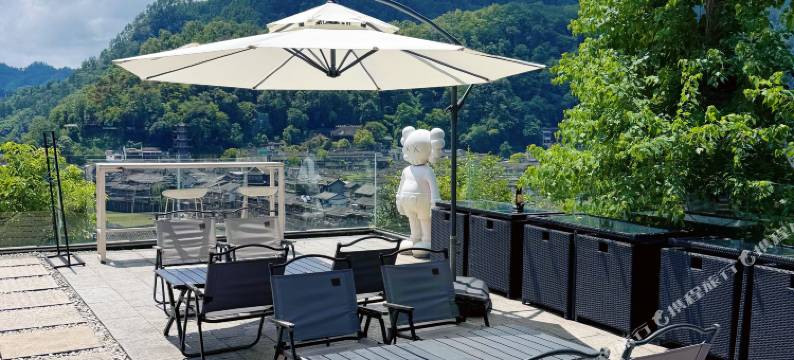 凤凰无梦民宿图片