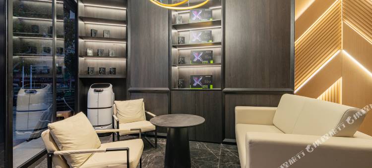 魔厂电竞酒店(郑州东站郑东商业中心店)图片