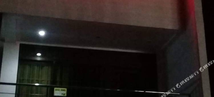 红多兹酒店@西格玛波夫拉西翁苏尔(RedDoorz @ Poblacion Sur Sigma)图片