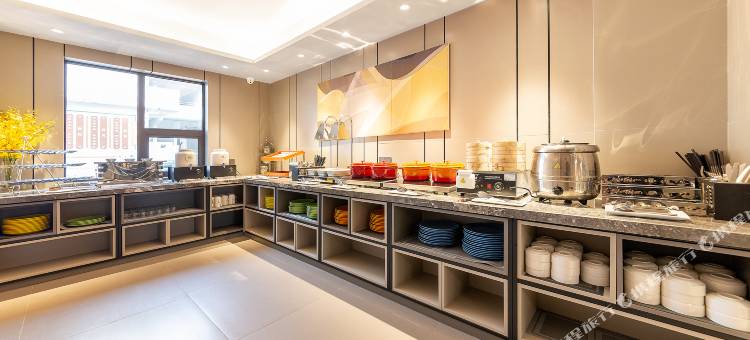 如家睿柏·云酒店(安顺古城历史文化街区火车站店)图片