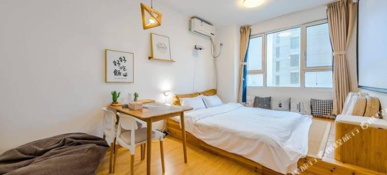 李村近地铁站和谐广场投影仪文艺小清新两居公寓(源头路分店)图片