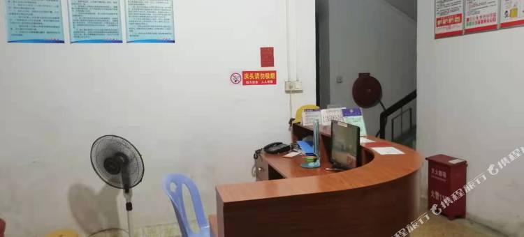 壤塘上寨商务宾馆图片