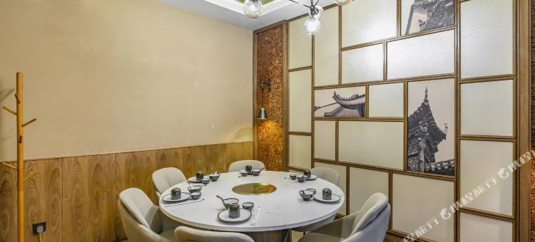 水域极致酒店(驻马店高铁站店)图片
