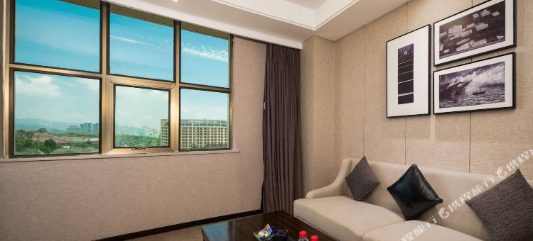 达亿国际酒店图片