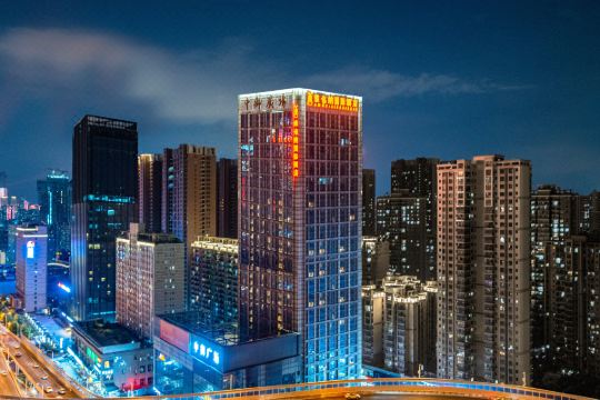 维也纳国际酒店(武汉解放大道同济医学院店)预订价格,联系电话位置