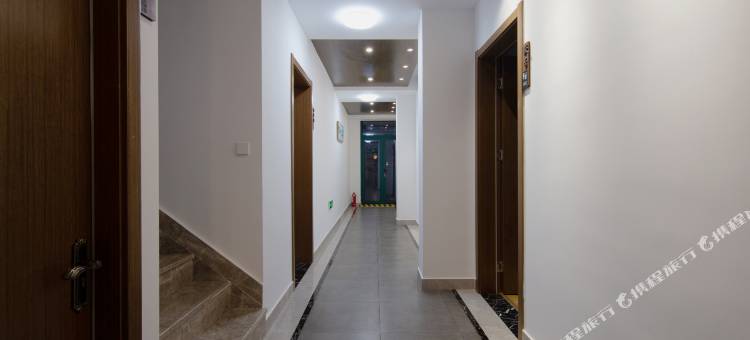 花谷奇缘荷棠民宿(茅山东方盐湖城店)图片