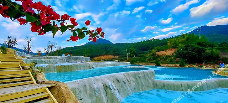 上思十万大山温泉度假山庄图片