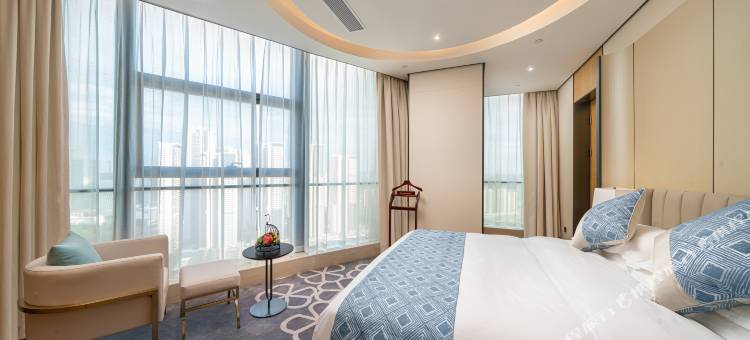 广悦尊五象酒店(体育中心广西规划馆地铁站店)图片