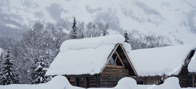 携程度假农庄(新疆禾木西融联营店)图片