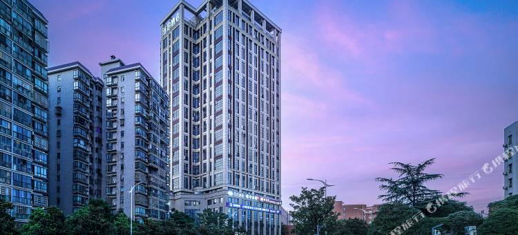 廷泊酒店(长沙中南林业科技大学铁道学院地铁站店)图片