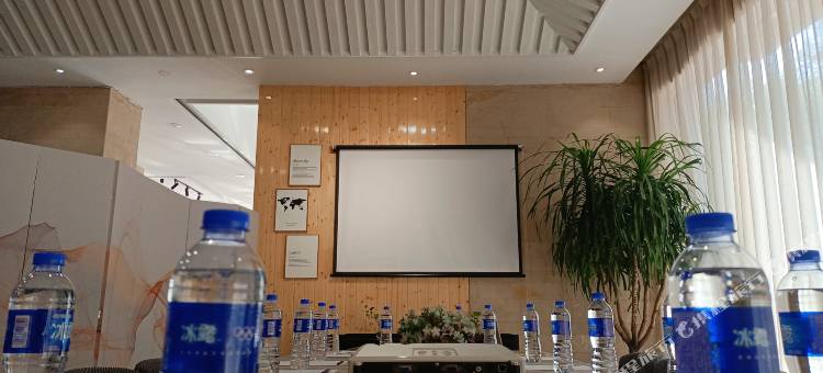 武义皇庭酒店(温泉路美食一条街店)图片