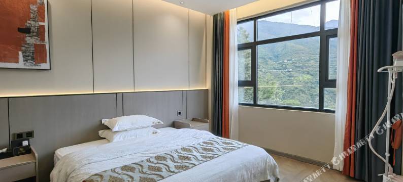 木里康巴大酒店图片