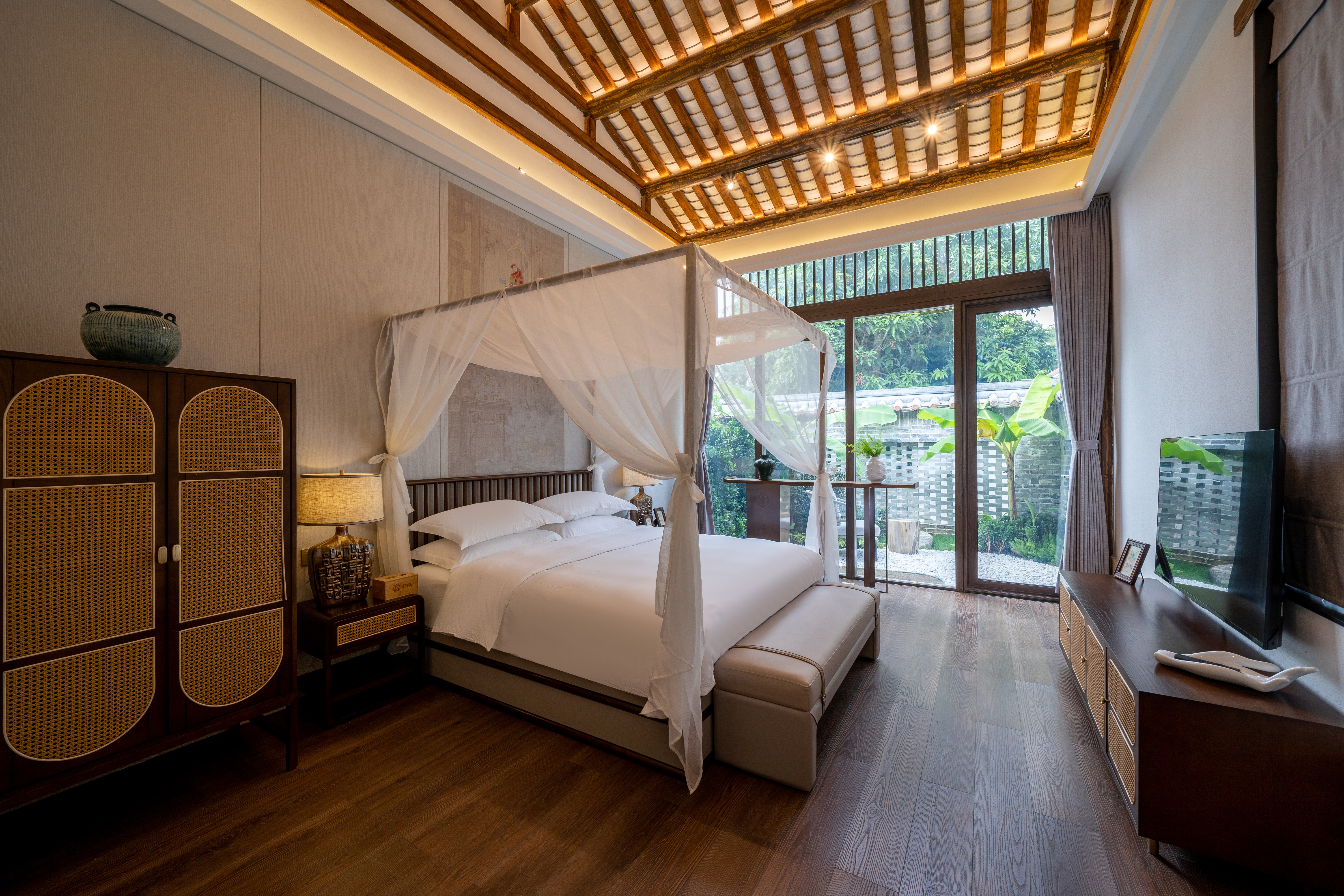 Floral Hotel·Yinlu hotel  (Huitong Ancient Village Shop, Tangjiawan Town, Zhuhai) Over view