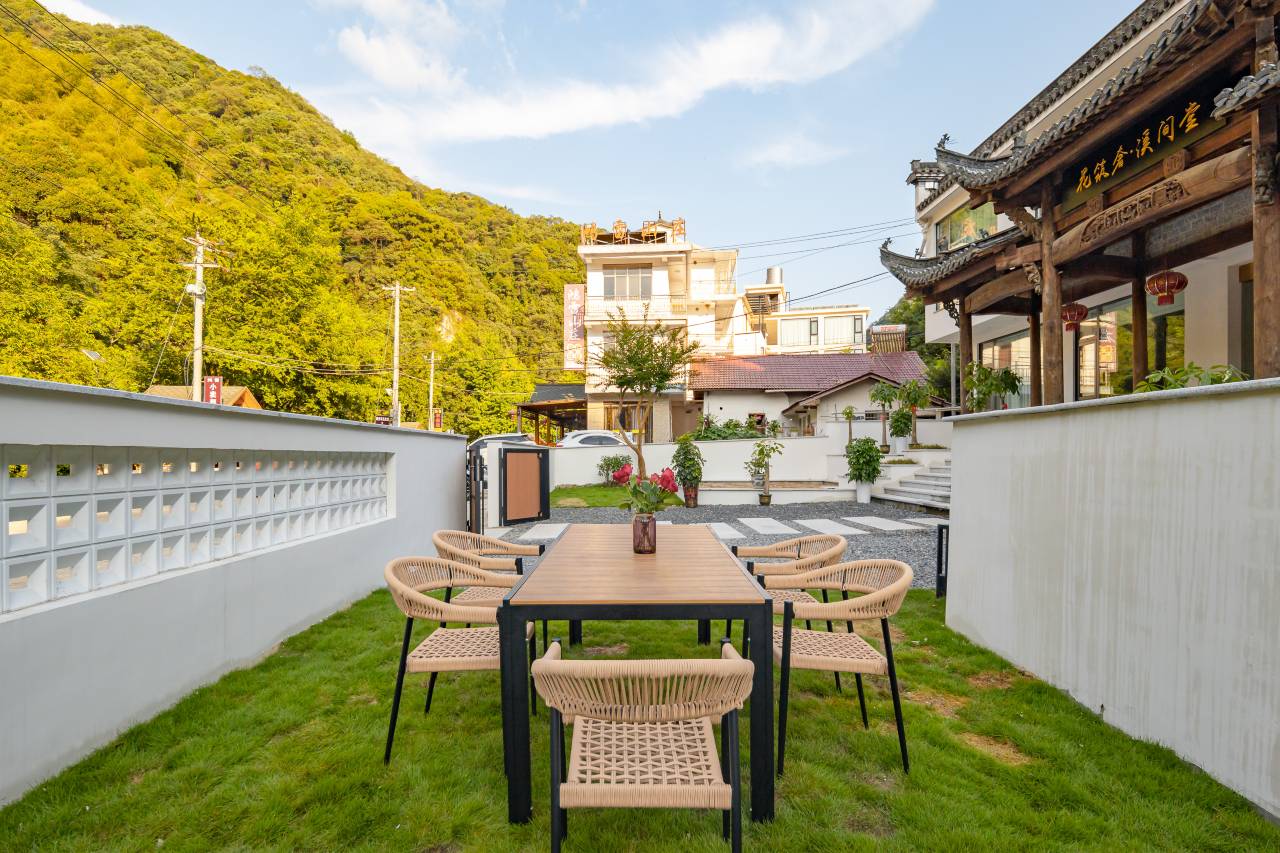花筑奢·溪间堂民宿(泾县皖南川藏线水墨汀溪风景区店)图片