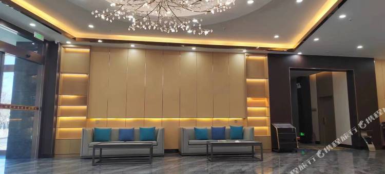 林芝鲁朗必居酒店图片