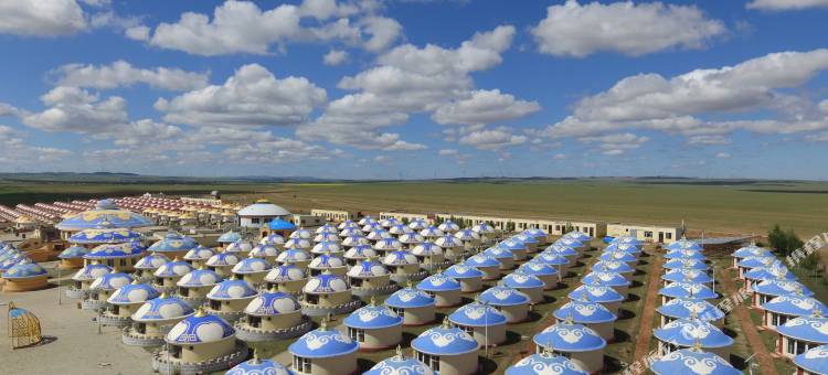 希拉穆仁草原蒙古包图片