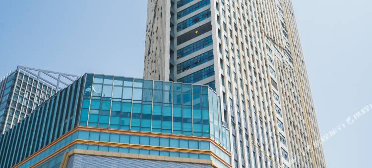 华瑞高空江景智能酒店(广元高铁站图腾广场店)图片