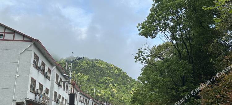 拾宿民宿(三清山风景区地质博物馆店)图片